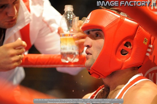 2009-09-05 AIBA World Boxing Championship 1372 - 54kg - Giorgi Kilanava GEO - Krisztian Lakatos HUN